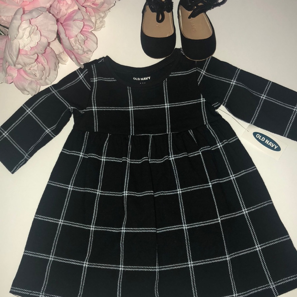 🌸NWT Baby Girl Old Navy plaid dress